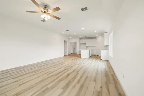 404 Fields Forest Lane Dayton TX 77535