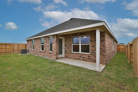 404 Fields Forest Lane Dayton TX 77535