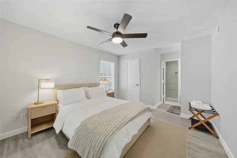 2750 Holly Hall Street 508 Houston TX 77054