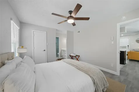 2750 Holly Hall Street 508 Houston TX 77054