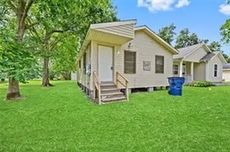 6201 Park Avenue Texas City TX 77591