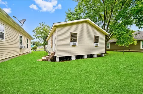 6201 Park Avenue Texas City TX 77591