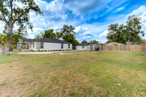 4049 Lucille Street B Houston TX 77026