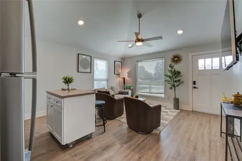 4049 Lucille Street B Houston TX 77026