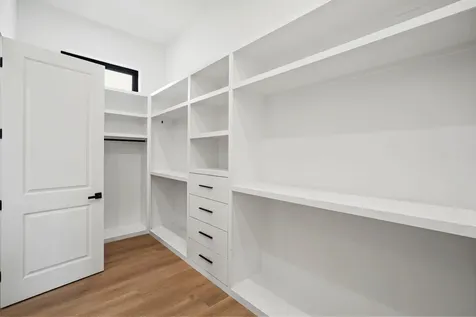 4708 Laurel Street Bellaire TX 77401