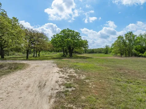 488 Wood Street Axtell TX 76624