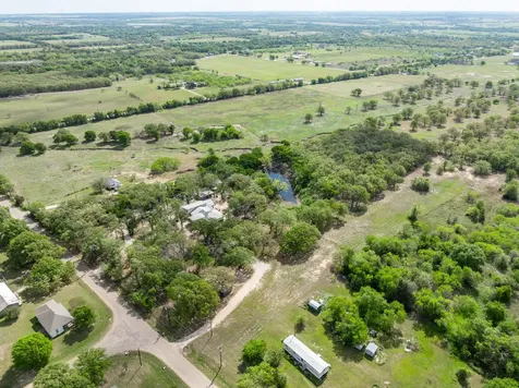 488 Wood Street Axtell TX 76624