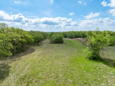 488 Wood Street Axtell TX 76624