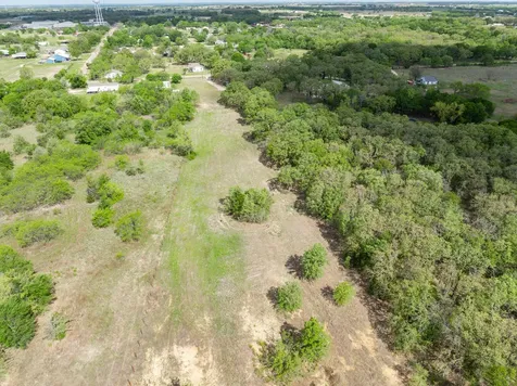 488 Wood Street Axtell TX 76624