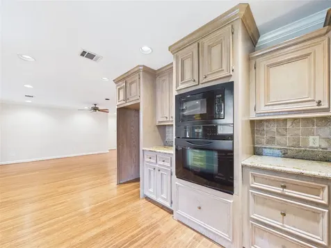 814 James Street Deer Park TX 77536