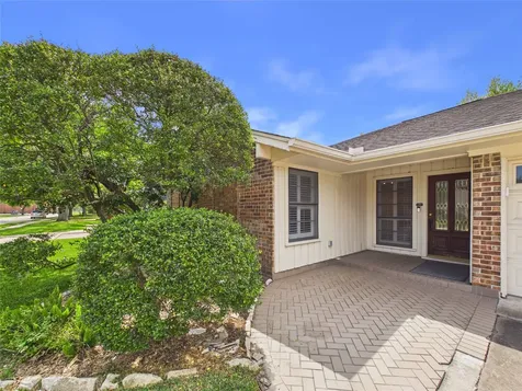 814 James Street Deer Park TX 77536