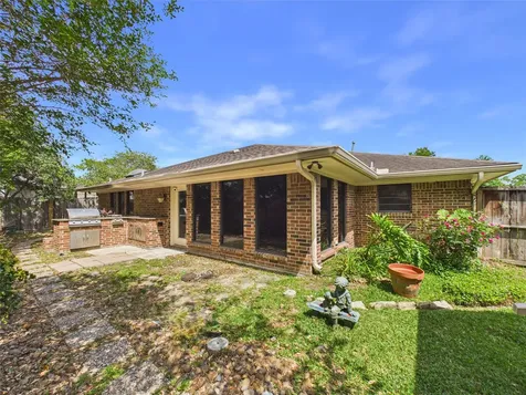 814 James Street Deer Park TX 77536