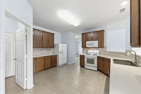 2709 Shallow Falls Court Pearland TX 77584