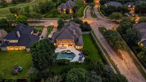 18 Waters Lake Boulevard Missouri City TX 77459