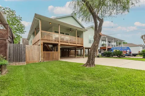 315 West Drive Kemah TX 77565