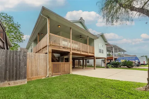 315 West Drive Kemah TX 77565