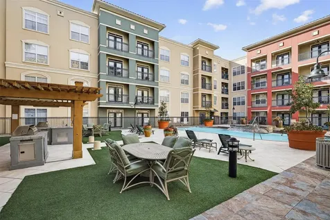 1711 Old Spanish Trail 207 Houston TX 77054