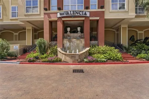1711 Old Spanish Trail 207 Houston TX 77054