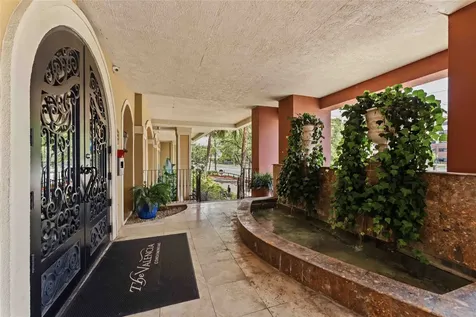 1711 Old Spanish Trail 207 Houston TX 77054