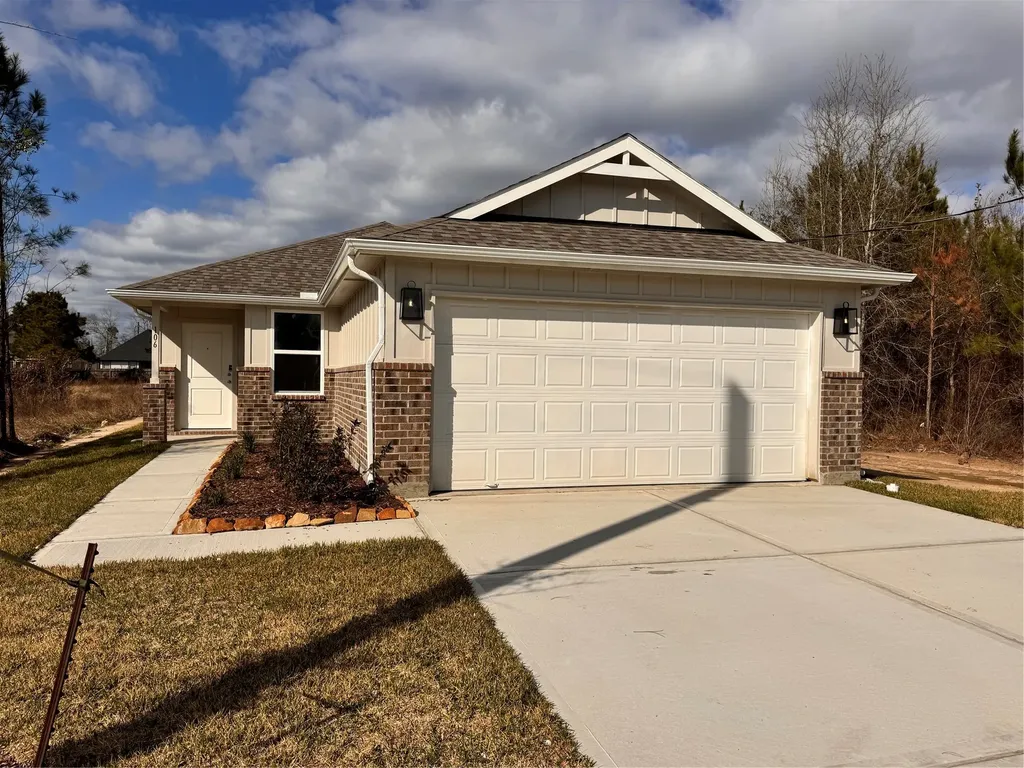 106 Road 5102l Cleveland TX 77327