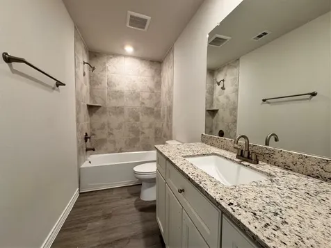 106 Road 5102l Cleveland TX 77327