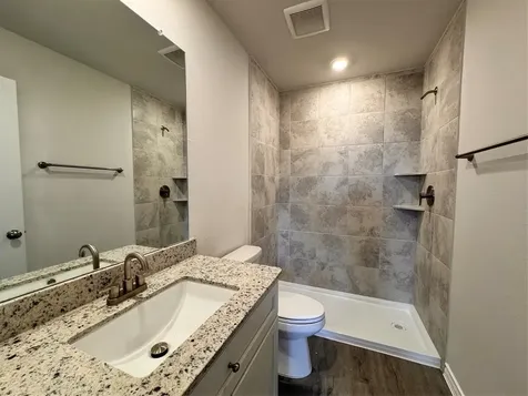 106 Road 5102l Cleveland TX 77327