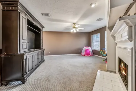 2403 N Lake Front Drive League City TX 77573