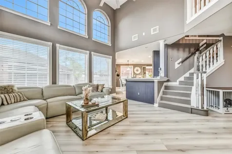 2403 N Lake Front Drive League City TX 77573