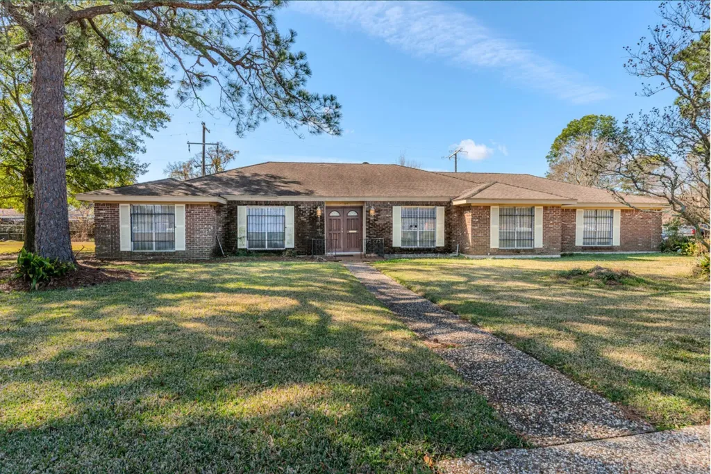 3649 Memorial Boulevard Port Arthur TX 77640