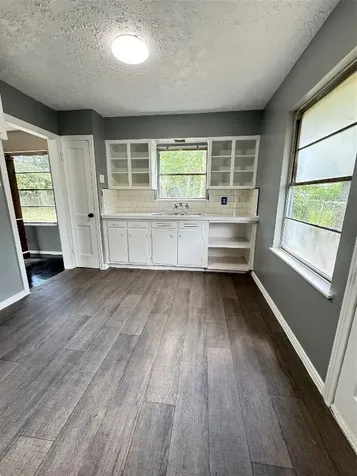 5254 Perry Street Houston TX 77021