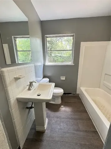 5254 Perry Street Houston TX 77021