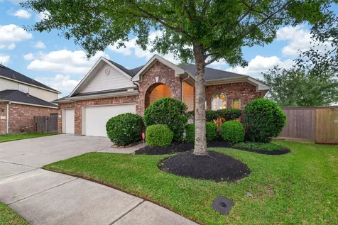 873 Grassy Knoll Trail La Marque TX 77568