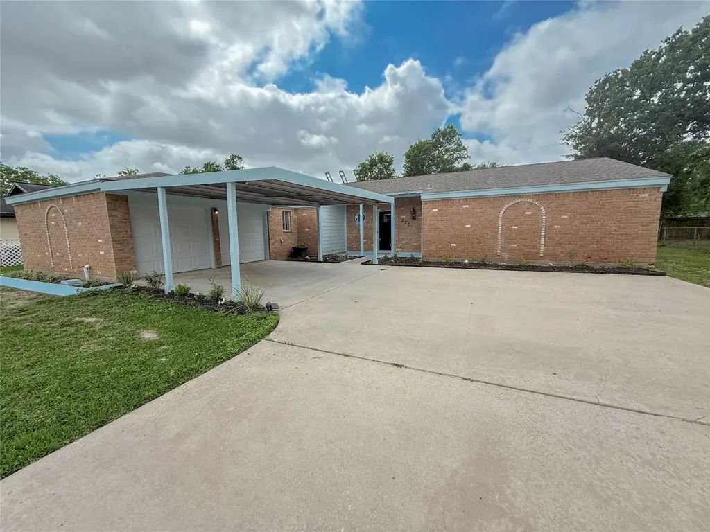 423 Baywood Street La Porte TX 77571