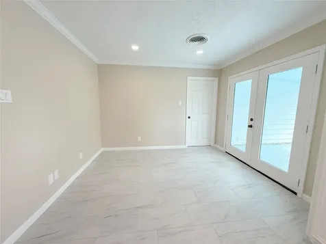 423 Baywood Street La Porte TX 77571