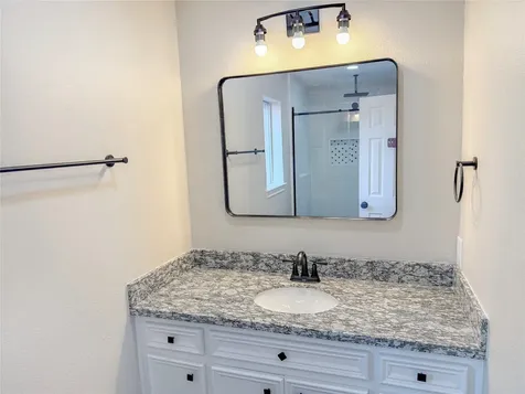 423 Baywood Street La Porte TX 77571