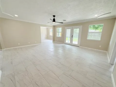 423 Baywood Street La Porte TX 77571