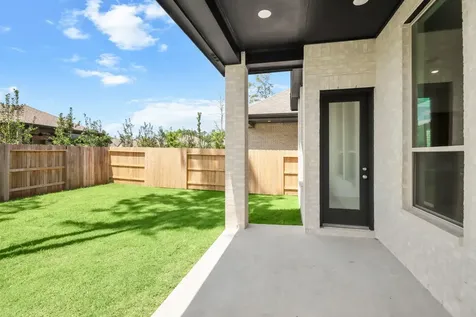 15730 Koi Gardens Conroe TX 77302