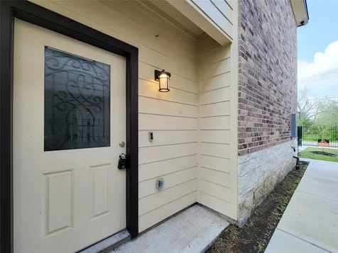 4514 Maggie Street B Houston TX 77051