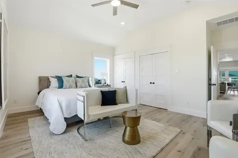 18 Blue Heron Circle Jamaica Beach TX 77554