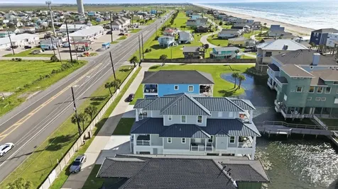18 Blue Heron Circle Jamaica Beach TX 77554