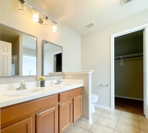 2414 Lakecrest Village Court Katy TX 77493