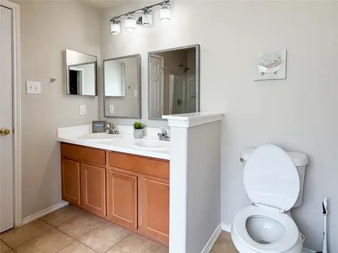 2414 Lakecrest Village Court Katy TX 77493