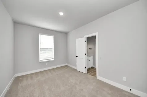 5811 Francis Oak Place Houston TX 77091