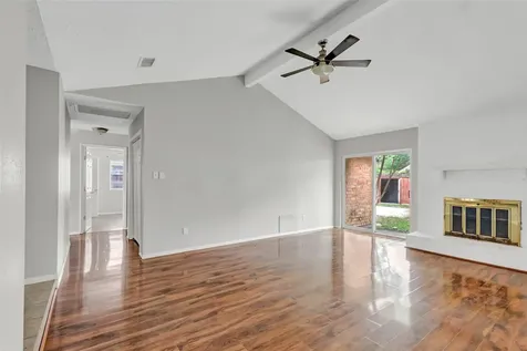 8415 Apothecary Lane Houston TX 77064