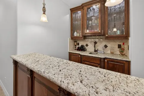 546 Meadowlark Lane Winnie TX 77665