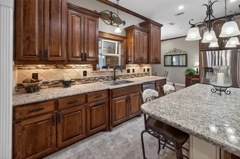546 Meadowlark Lane Winnie TX 77665