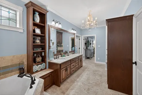 546 Meadowlark Lane Winnie TX 77665