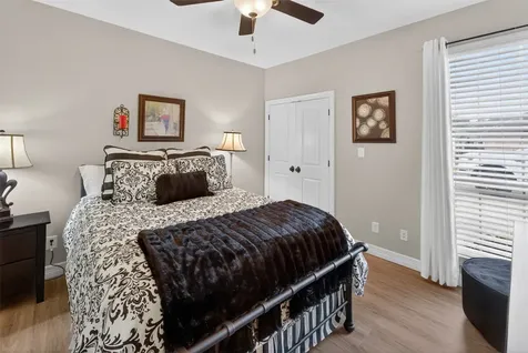 546 Meadowlark Lane Winnie TX 77665