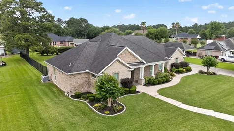 546 Meadowlark Lane Winnie TX 77665