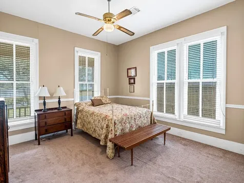 26 W Austin Street Bellville TX 77418